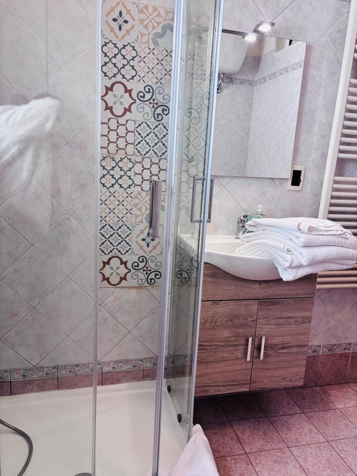 Angelina Suite Рим Экстерьер фото